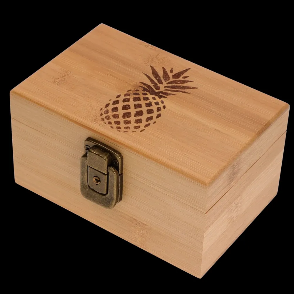 Cloud Cali  Bamboo Smoking Kit Swag gear ( Pineapple )